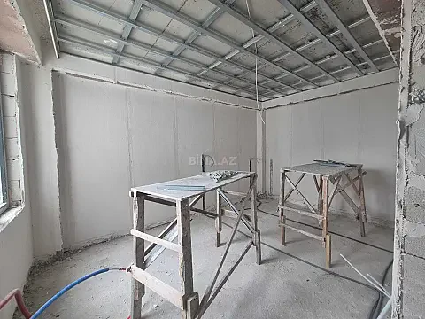 Satılır 3 otaqlı mənzil 178 m²
