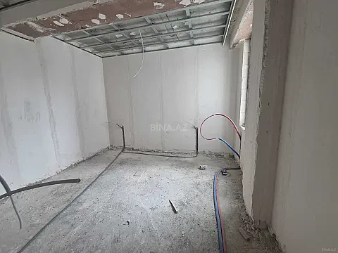 Satılır 3 otaqlı mənzil 178 m²