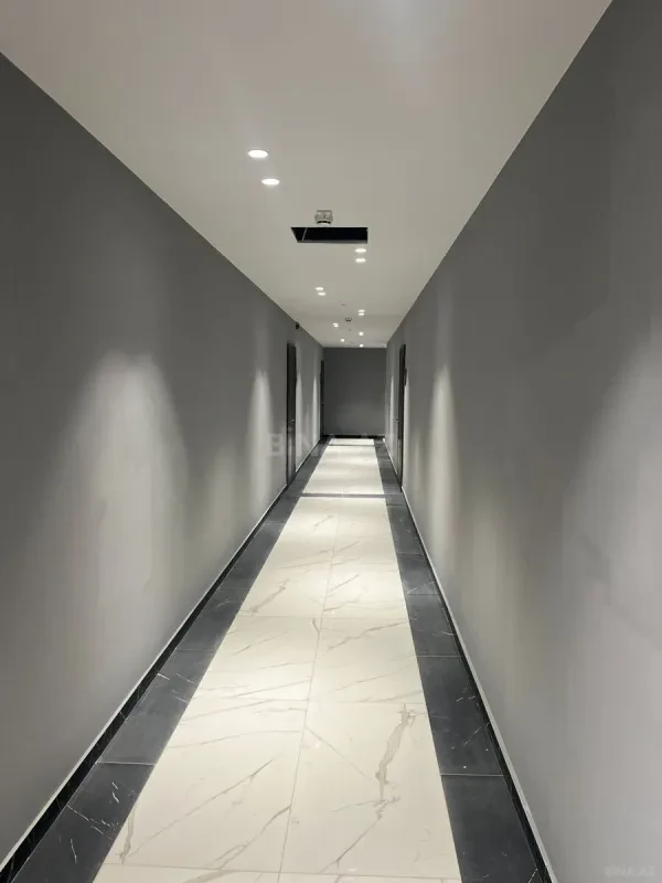 Satılır 2 otaqlı mənzil 93 m²