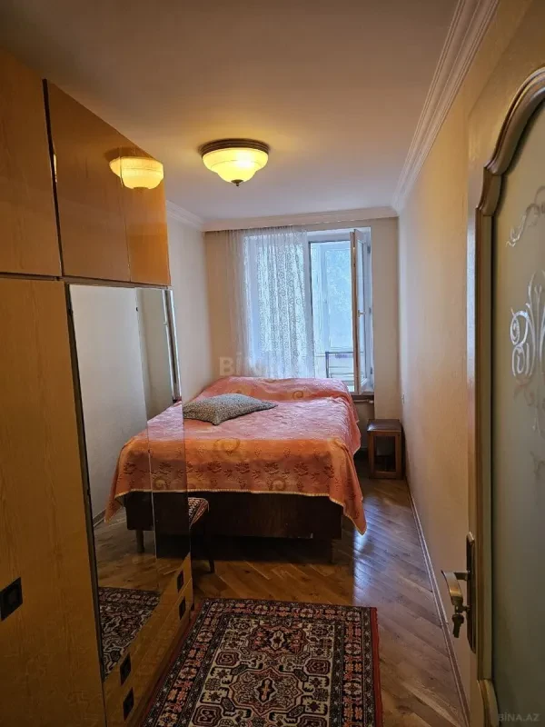 Satılır 3 otaqlı mənzil 56 m²