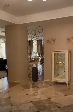 Satılır 4 otaqlı mənzil 231 m²