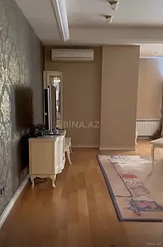 Satılır 4 otaqlı mənzil 231 m²