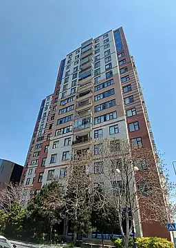 Satılır 4 otaqlı mənzil 181 m² — Bakı 4 otaq 181.00 m²