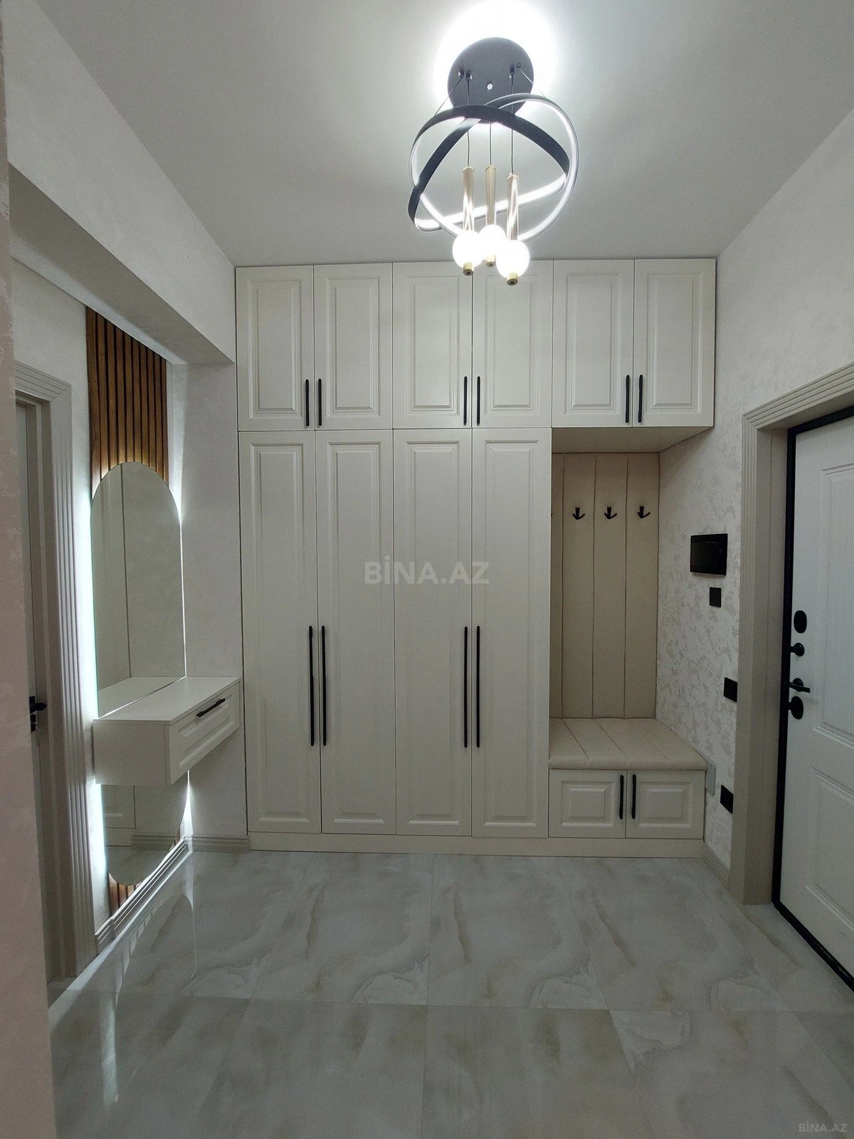 Satılır 2 otaqlı mənzil 63 m²