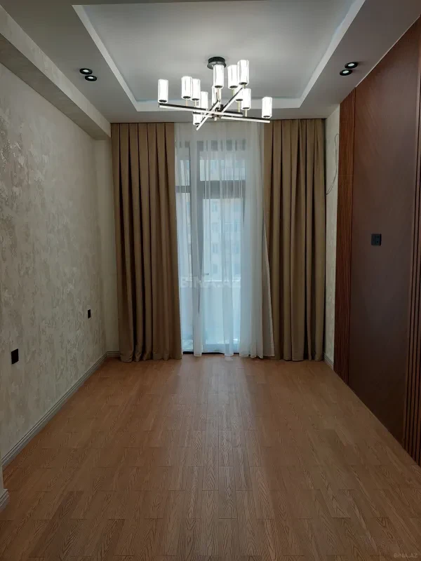 Satılır 2 otaqlı mənzil 63 m²
