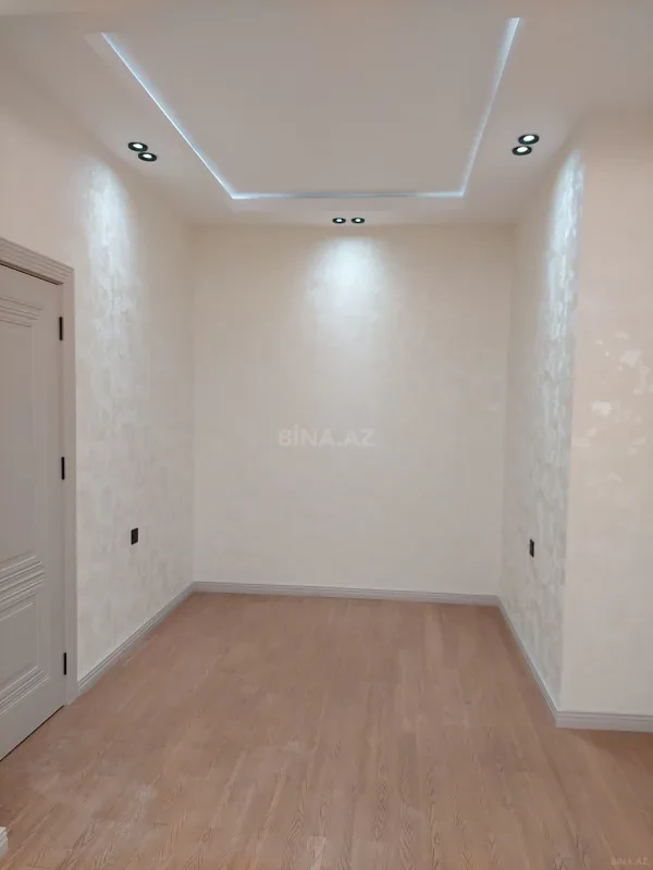 Satılır 2 otaqlı mənzil 63 m²