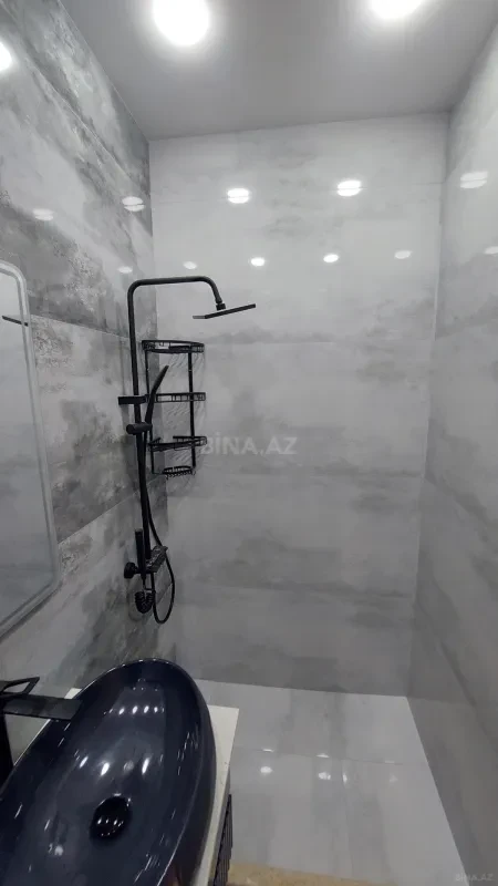 Satılır 2 otaqlı mənzil 63 m²