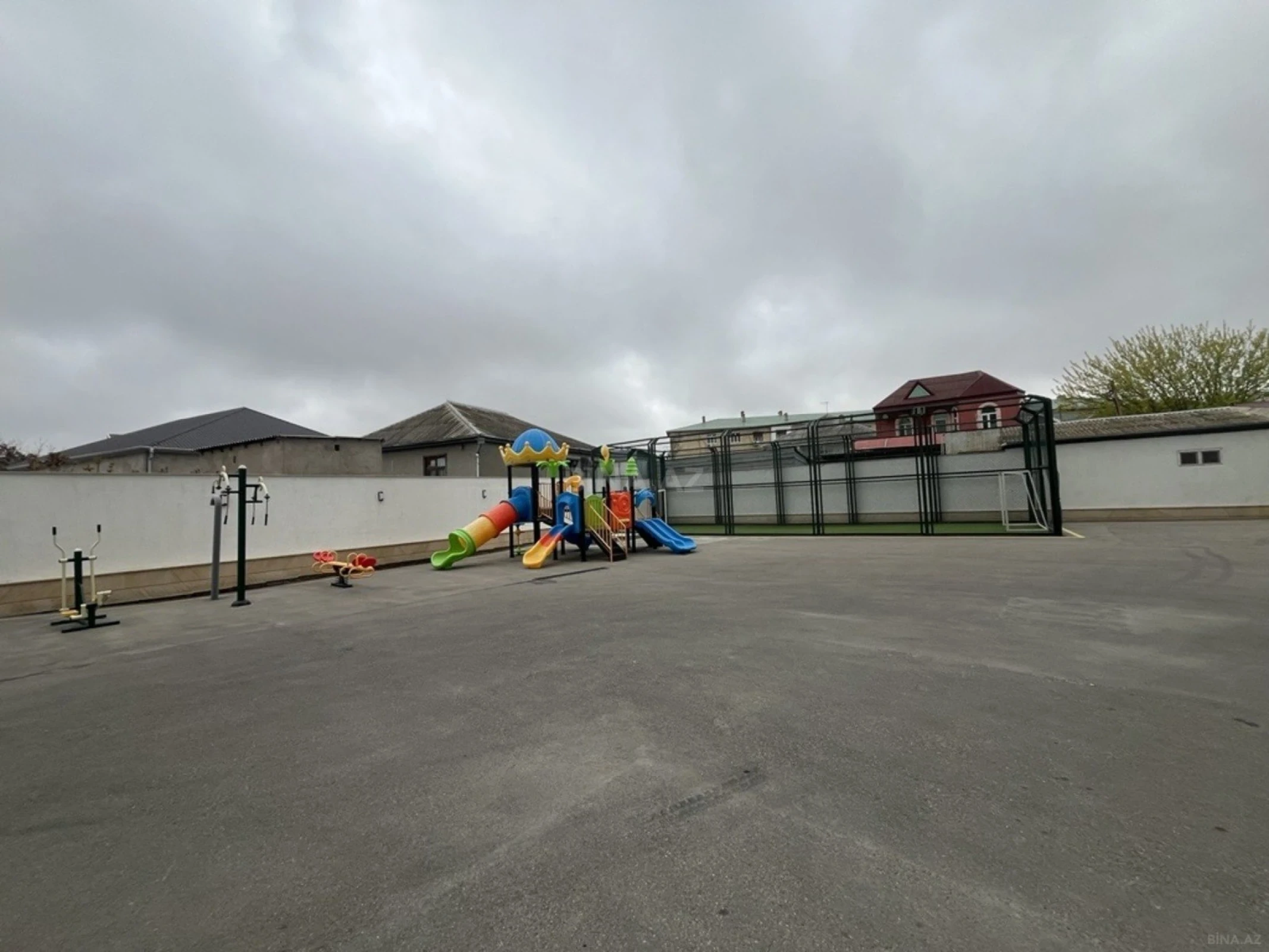 Satılır 2 otaqlı mənzil 64.9 m²
