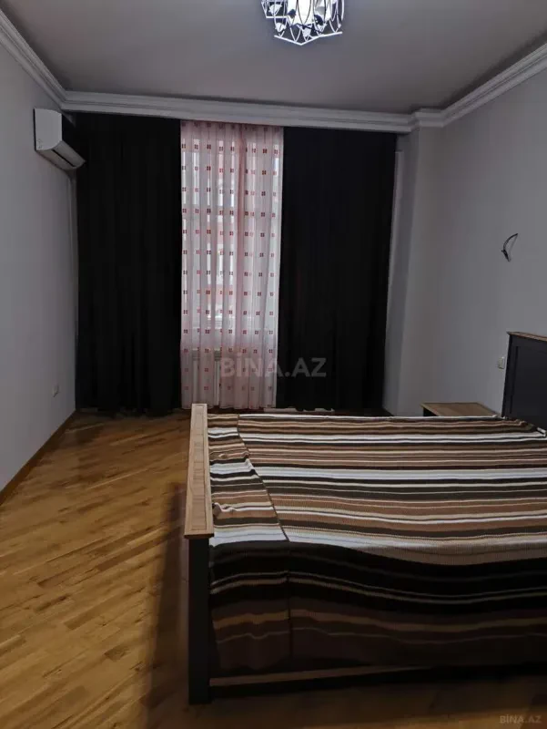 Kirayə verilir 3 otaqlı mənzil 180 m²