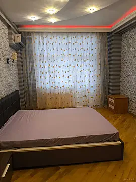 Kirayə verilir 3 otaqlı mənzil 180 m²