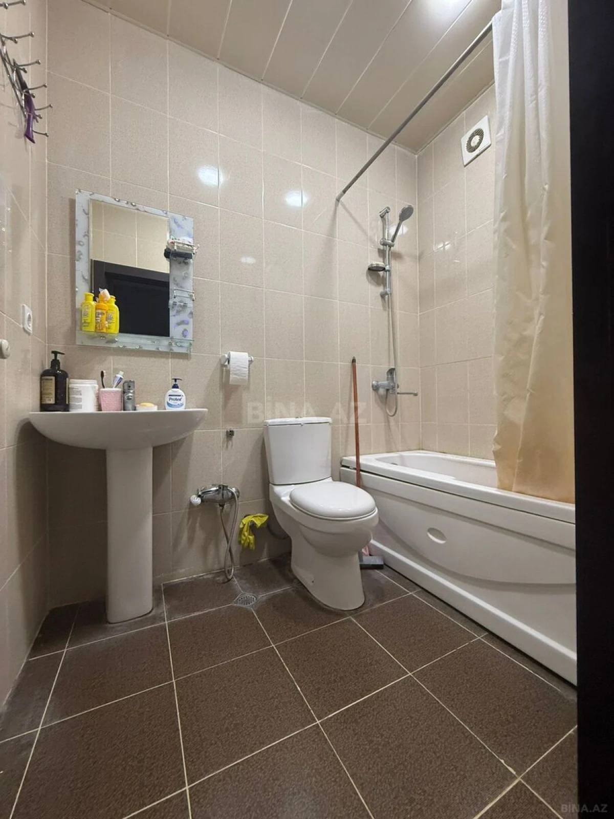 Satılır 3 otaqlı mənzil 74 m²