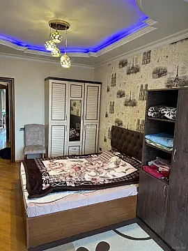 Kirayə verilir 3 otaqlı mənzil 80 m²
