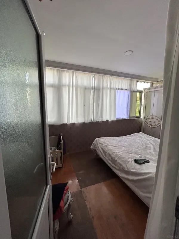 Satılır 6 otaqlı həyət evi 150 m²