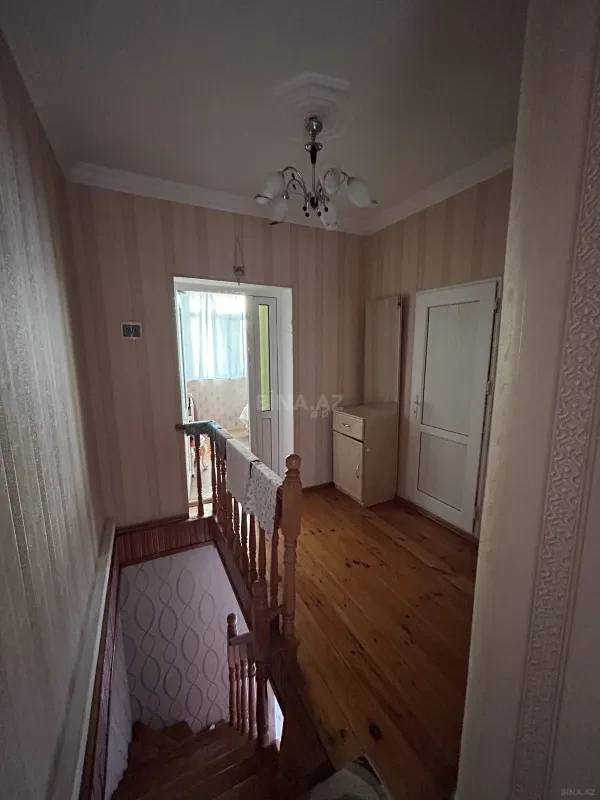 Satılır 6 otaqlı həyət evi 150 m²