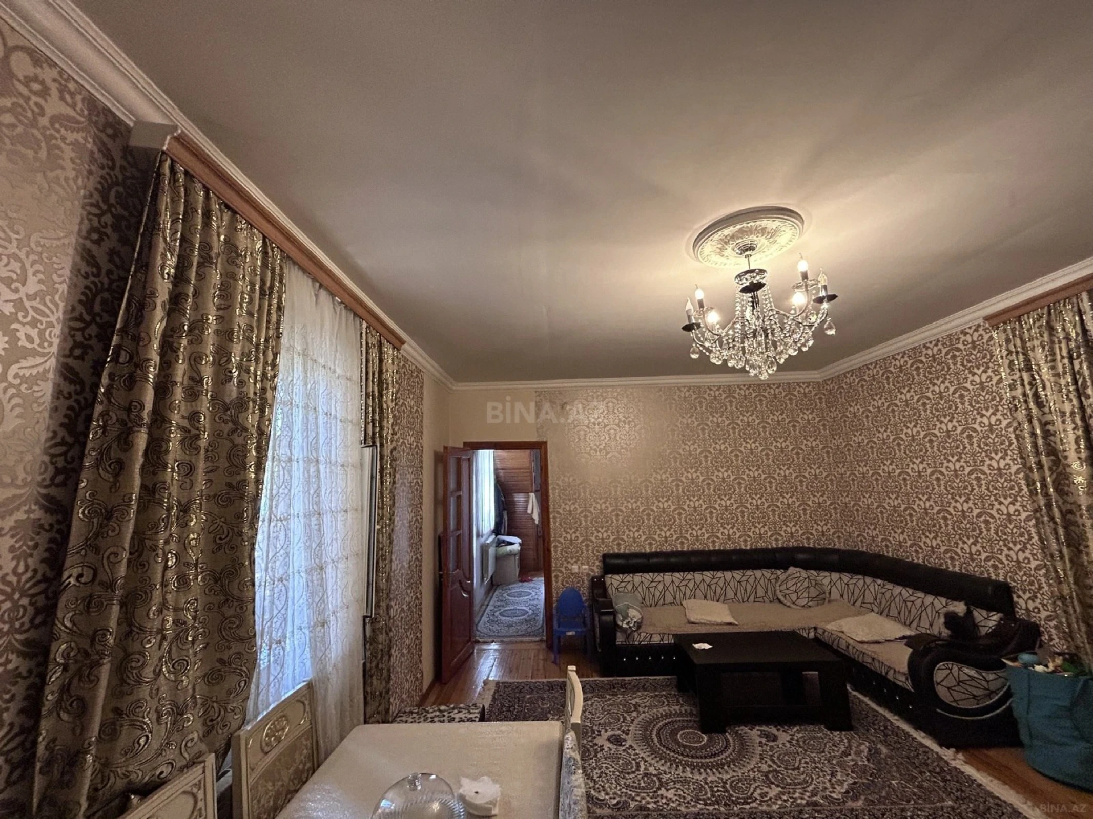 Satılır 6 otaqlı həyət evi 150 m²