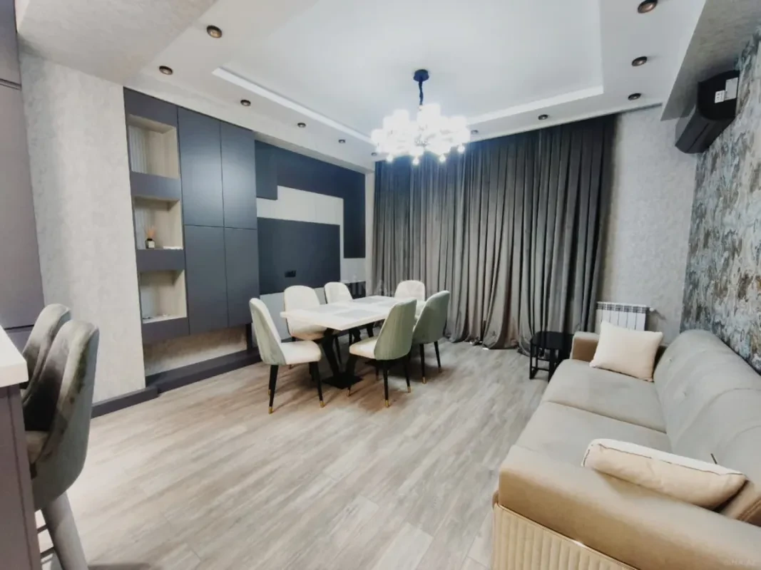 Kirayə verilir 3 otaqlı mənzil 110 m²