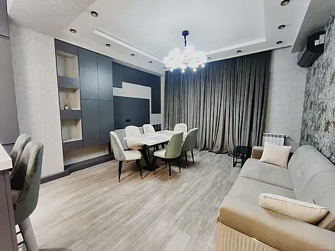 Kirayə verilir 3 otaqlı mənzil 110 m²