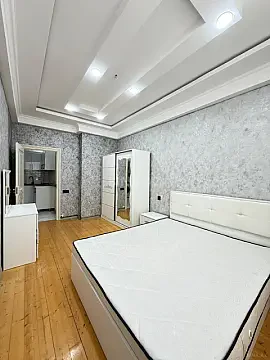 Kirayə verilir 2 otaqlı mənzil 62 m²