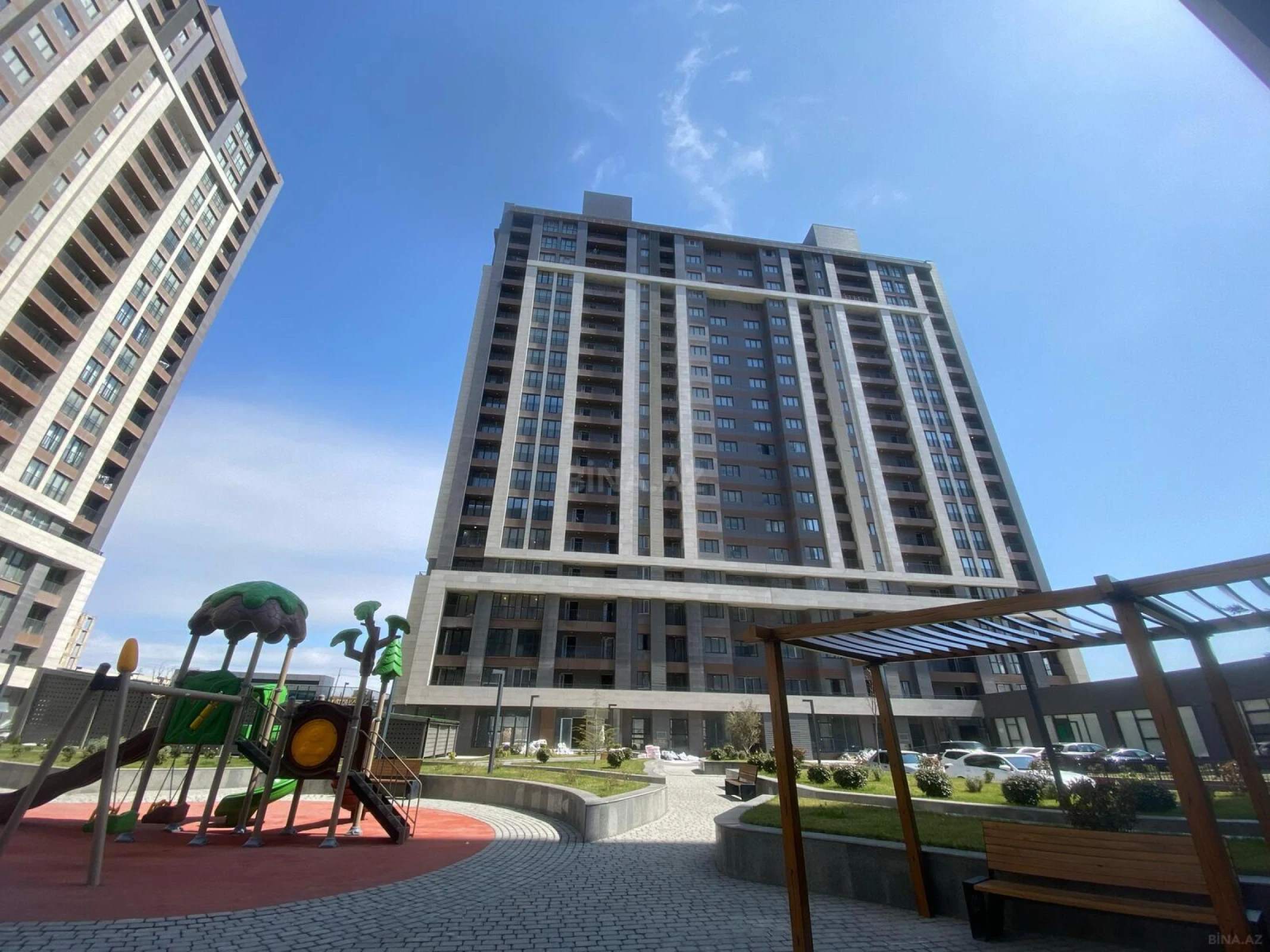 Satılır 2 otaqlı mənzil 69 m²