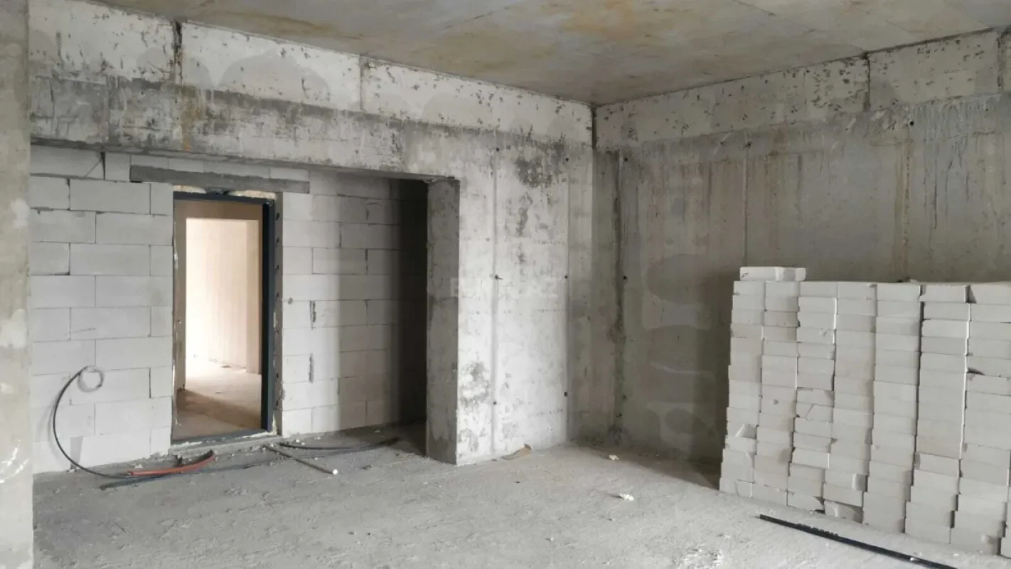 Satılır 2 otaqlı mənzil 69 m²