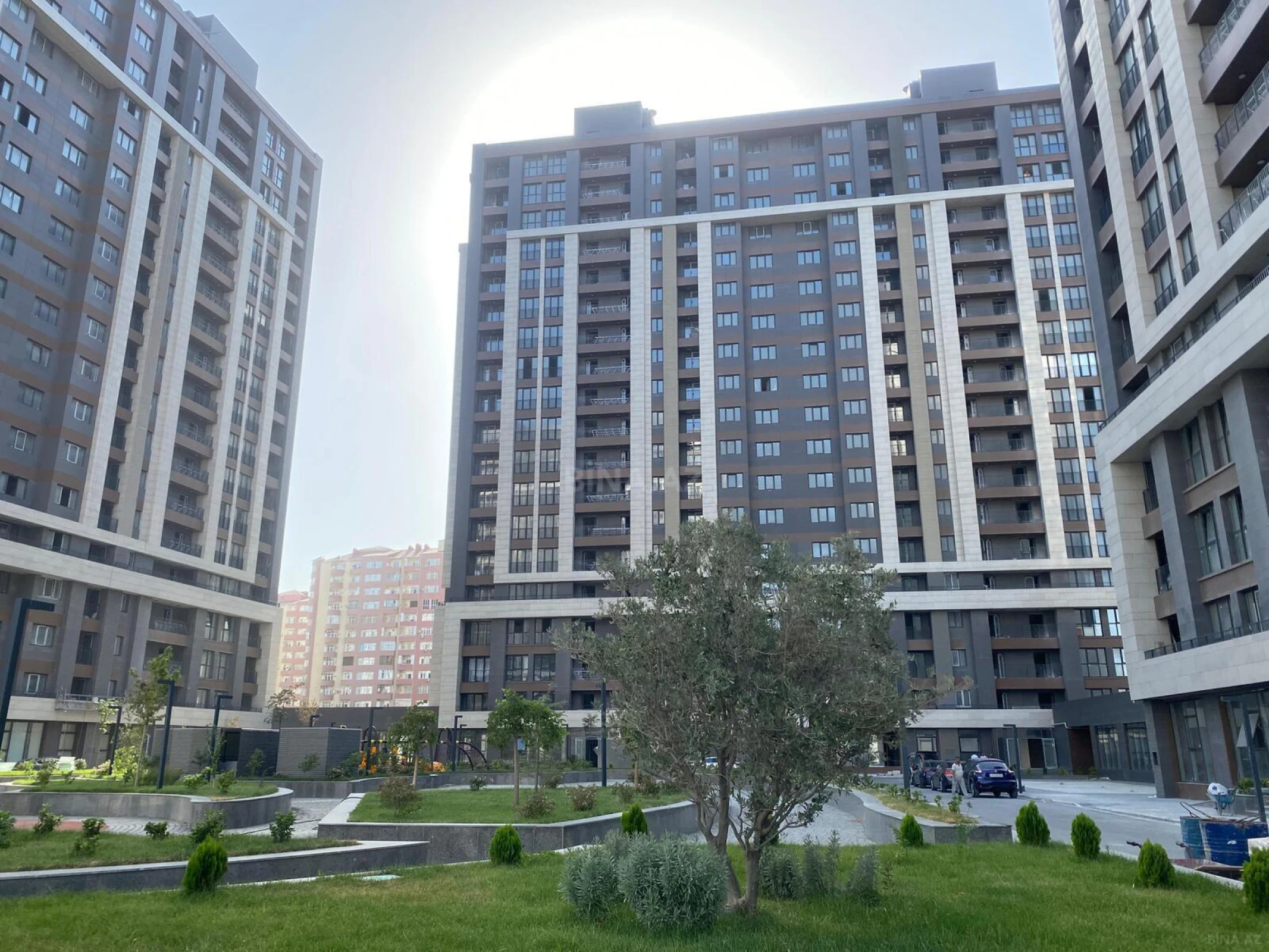 Satılır 2 otaqlı mənzil 69 m²