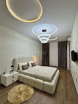 Satılır 2 otaqlı mənzil 135 m²