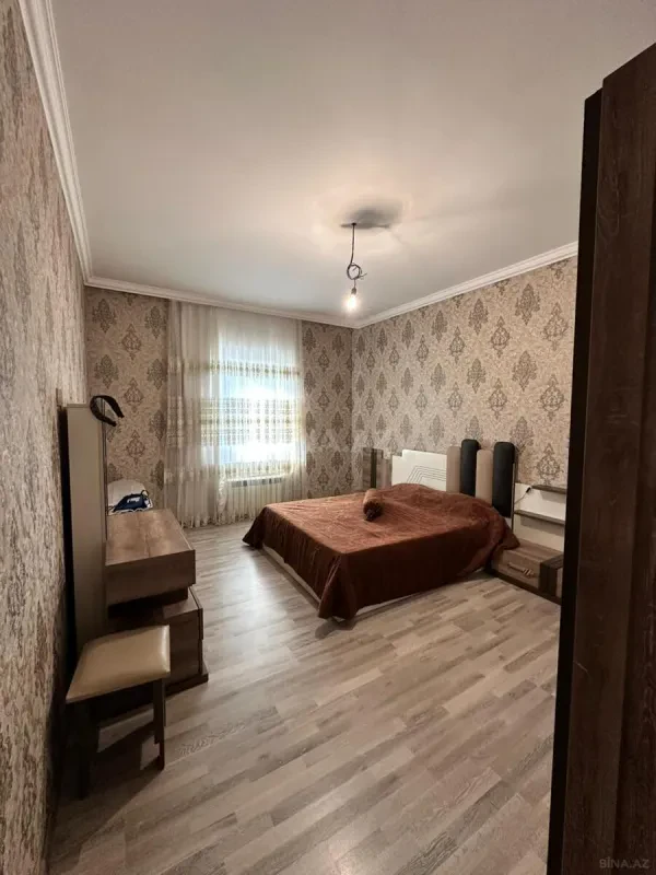 Satılır 5 otaqlı həyət evi 161.2 m²