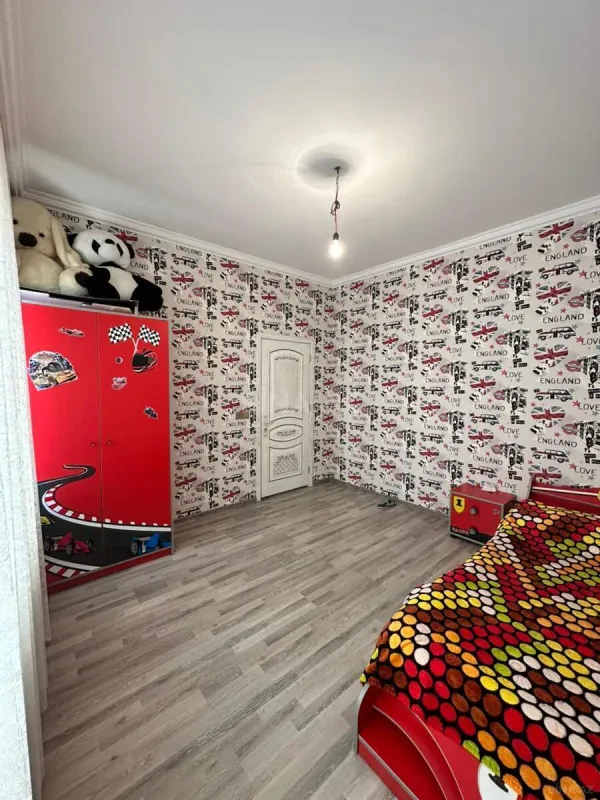 Satılır 5 otaqlı həyət evi 161.2 m²
