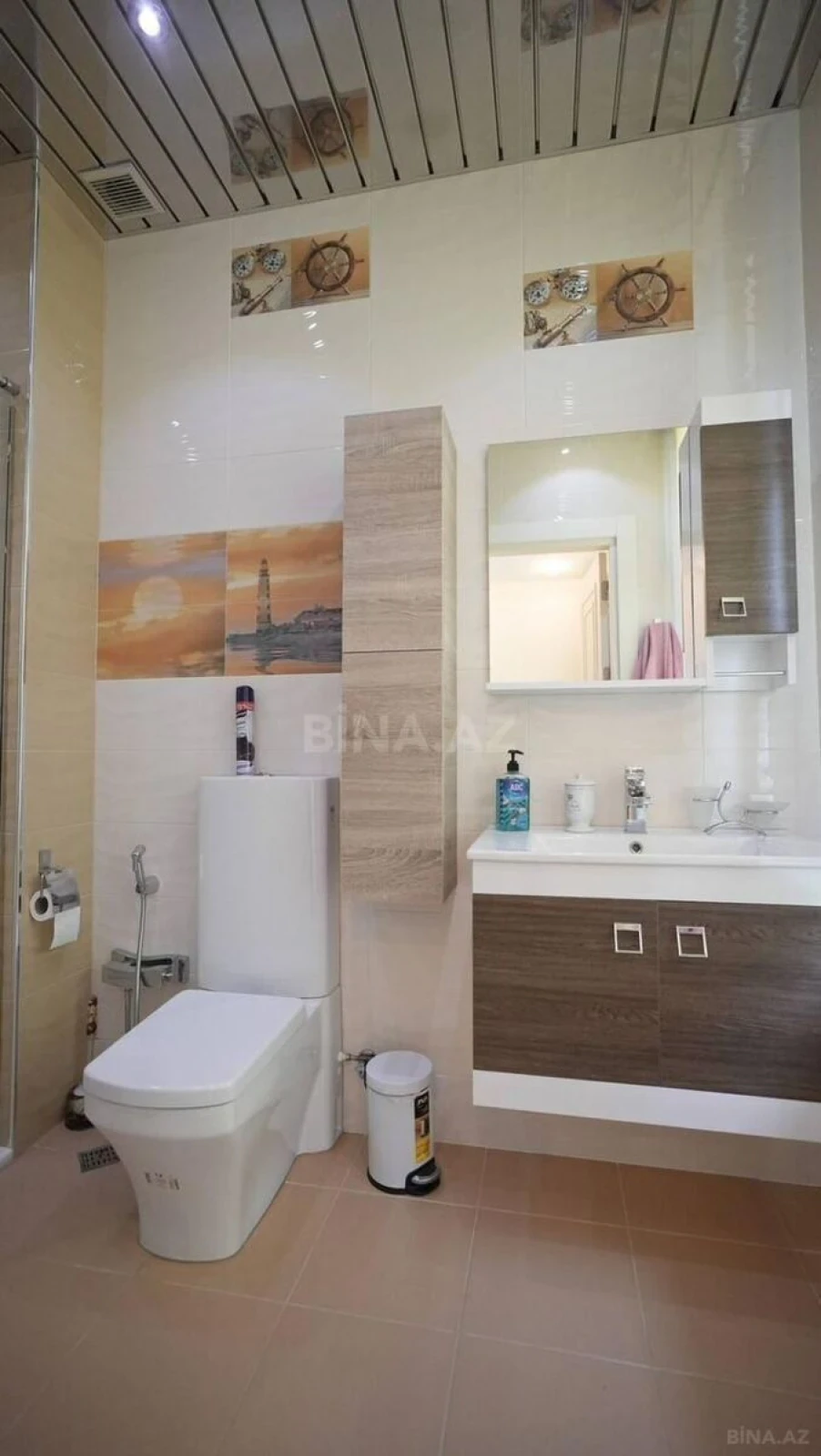 Kirayə verilir 6 otaqlı həyət evi 440 m²