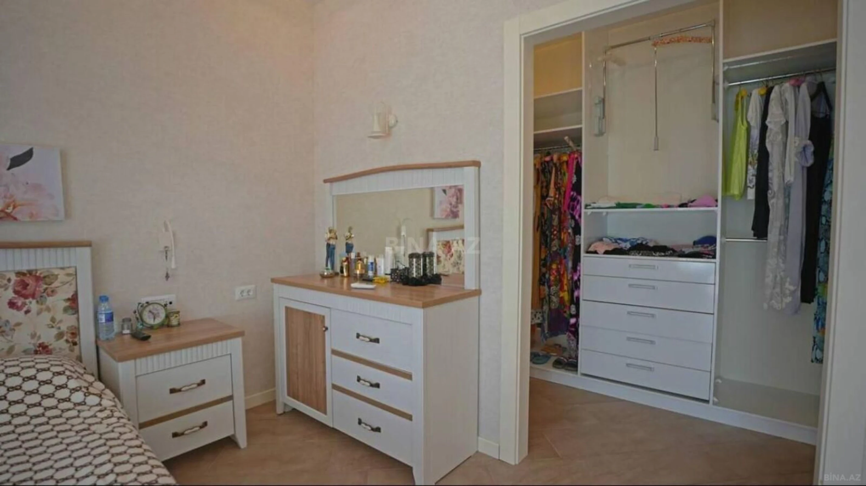 Kirayə verilir 6 otaqlı həyət evi 440 m²