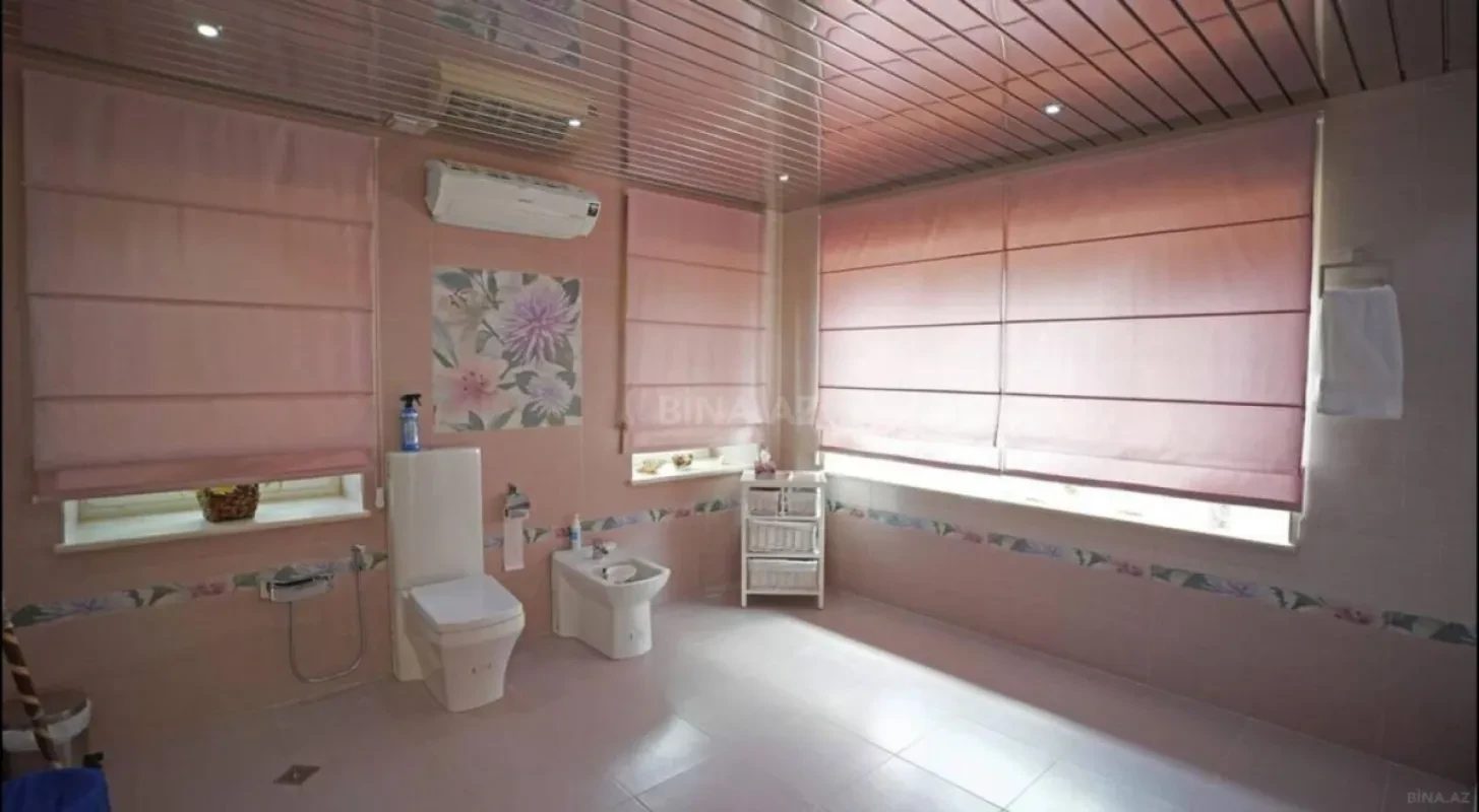 Kirayə verilir 6 otaqlı həyət evi 440 m²