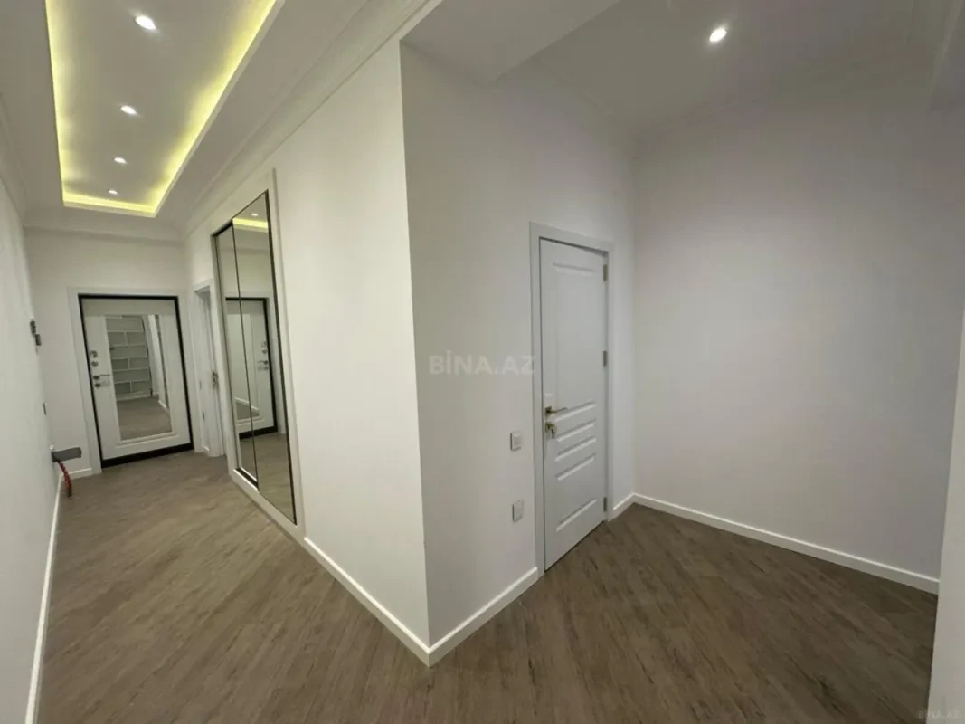 Satılır 3 otaqlı mənzil 95 m²