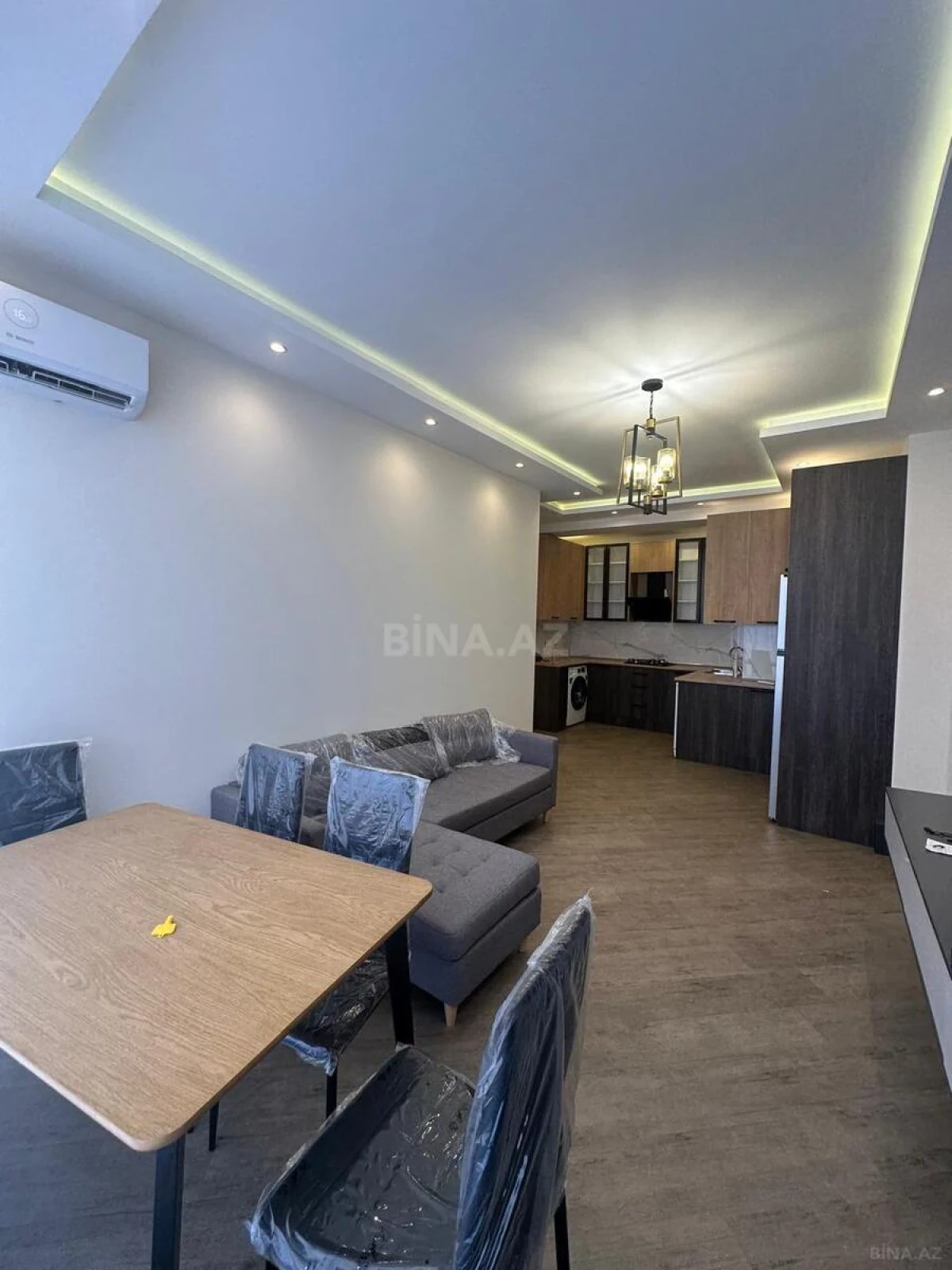 Satılır 3 otaqlı mənzil 95 m²
