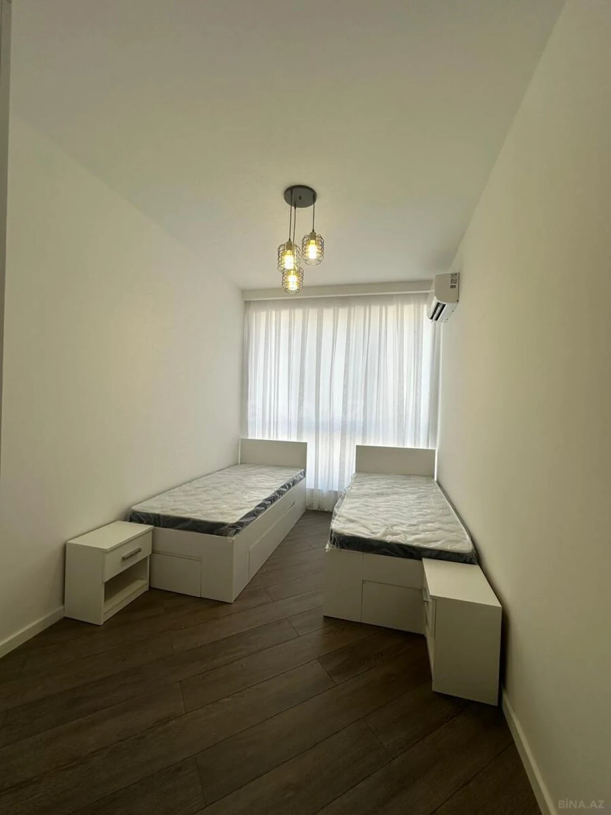Satılır 3 otaqlı mənzil 95 m²