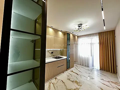 Satılır 3 otaqlı mənzil 146 m²