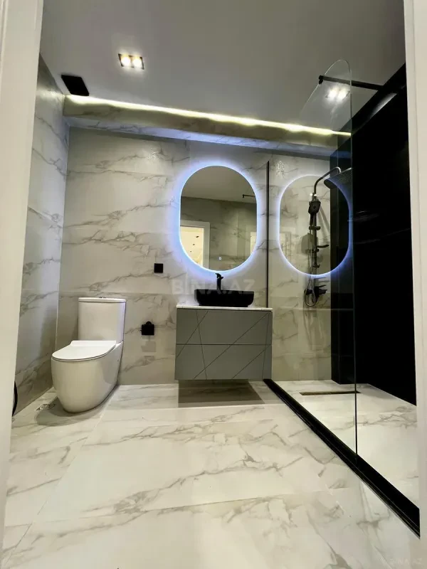 Satılır 3 otaqlı mənzil 146 m²