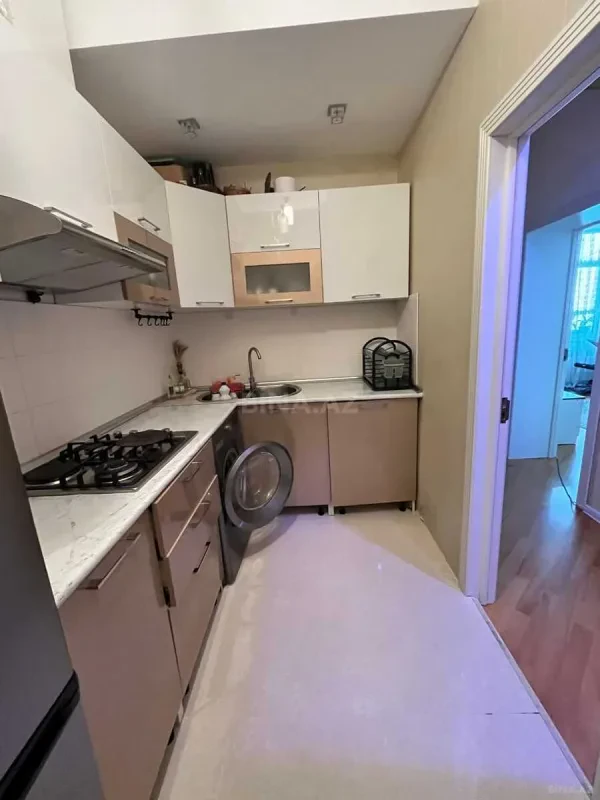 Kirayə verilir 2 otaqlı mənzil 70 m²