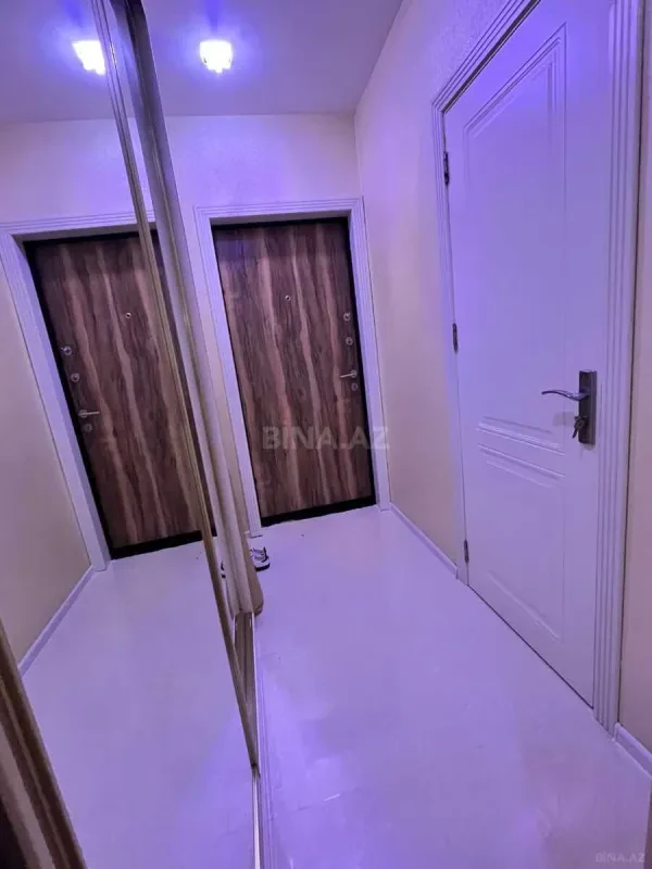 Kirayə verilir 2 otaqlı mənzil 70 m²