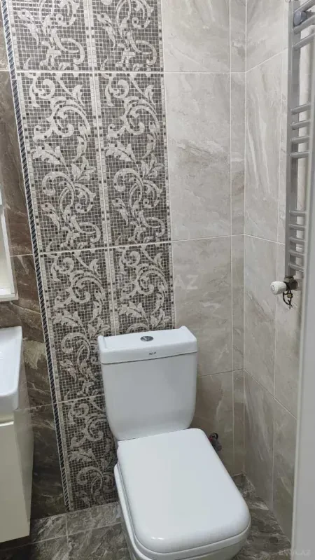 Kirayə verilir 2 otaqlı mənzil 70 m²