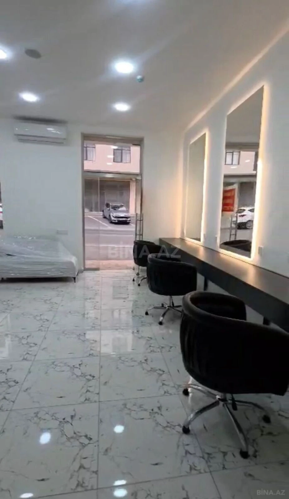Kirayə verilir obyekt 55 m²