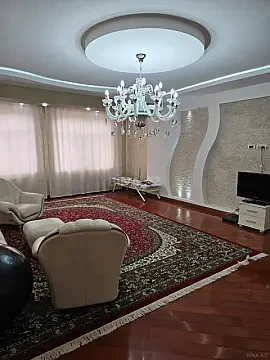Satılır 3 otaqlı mənzil 150 m²