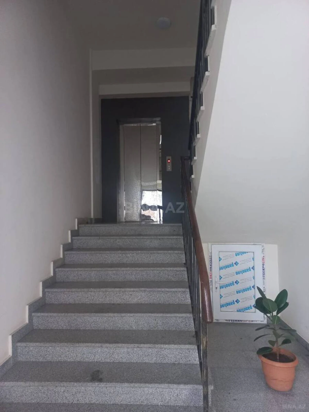 Satılır 3 otaqlı mənzil 70 m²