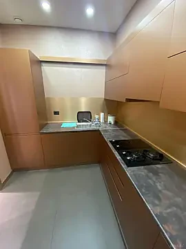 Satılır 1 otaqlı mənzil 68 m²