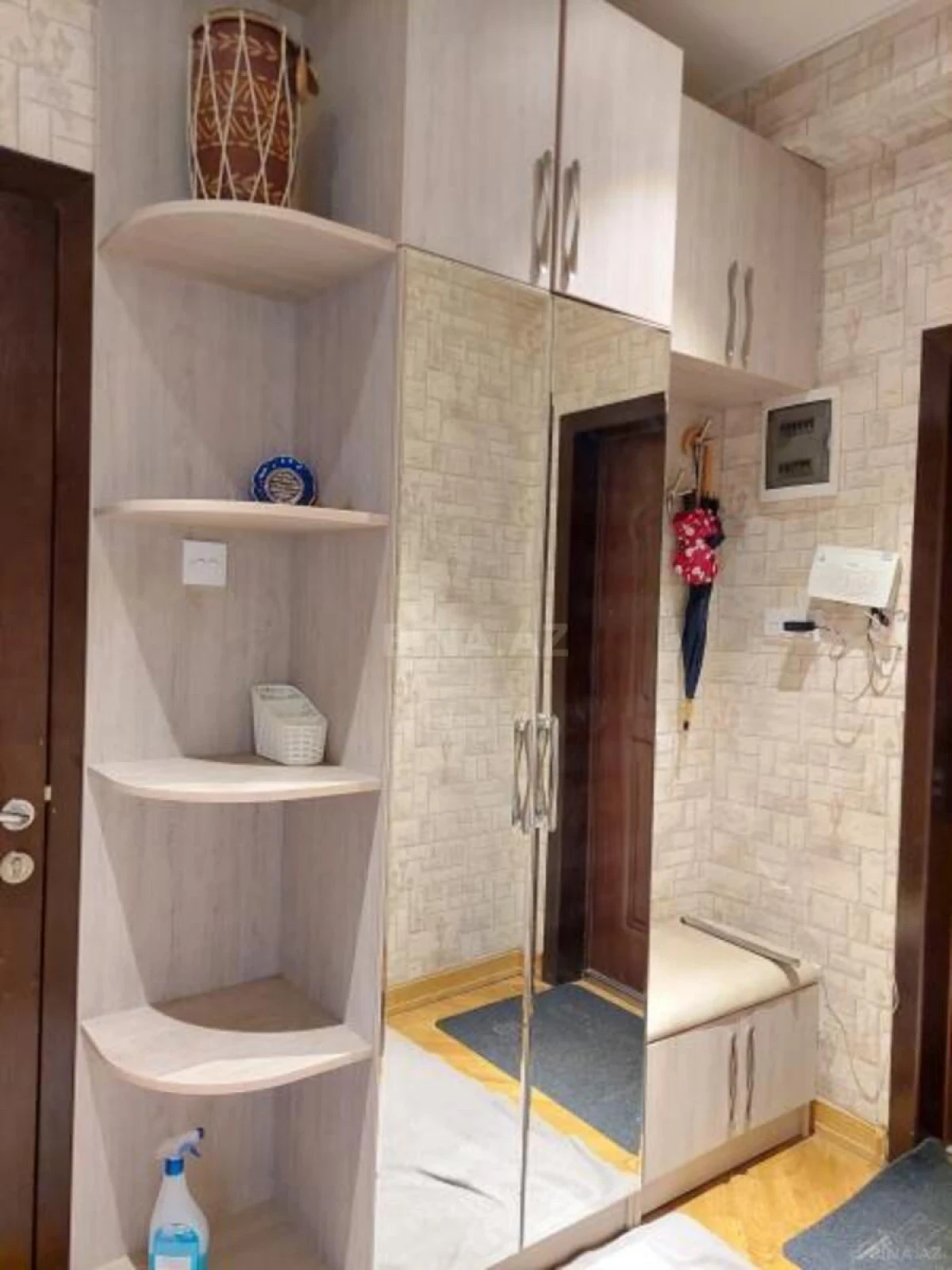 Kirayə verilir 3 otaqlı mənzil 130 m²