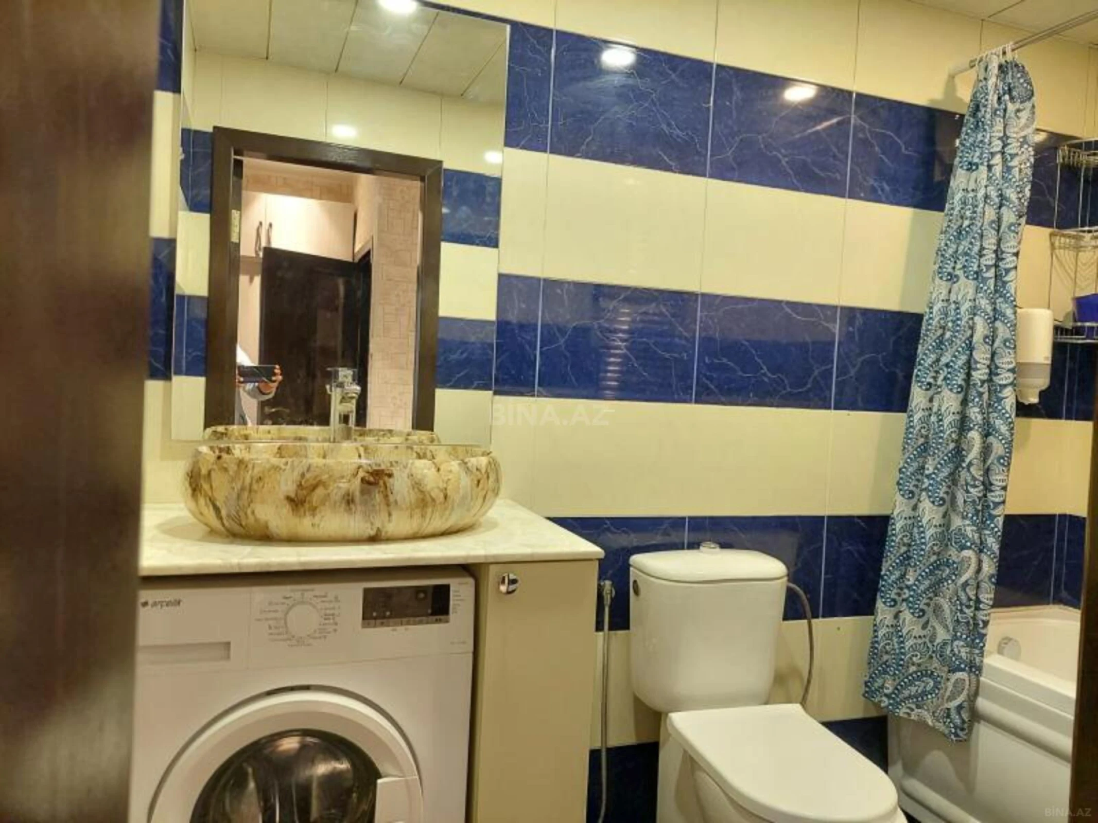 Kirayə verilir 3 otaqlı mənzil 130 m²