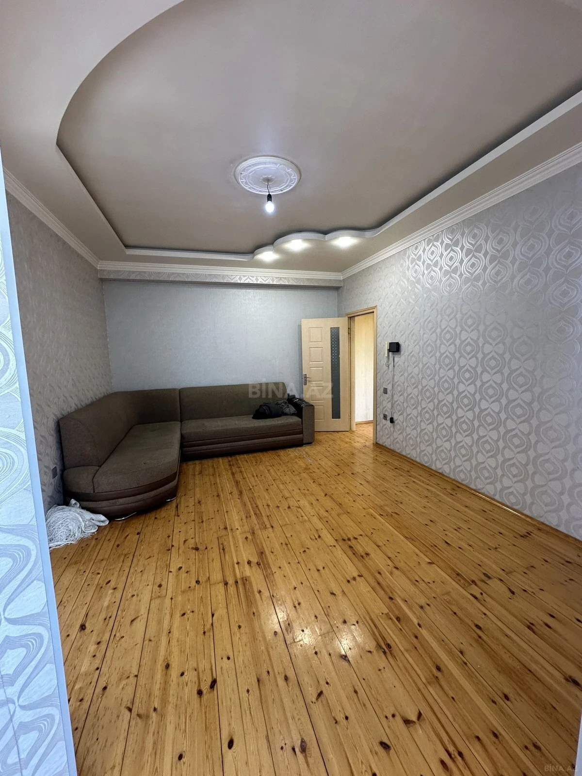 Satılır 2 otaqlı mənzil 80 m²