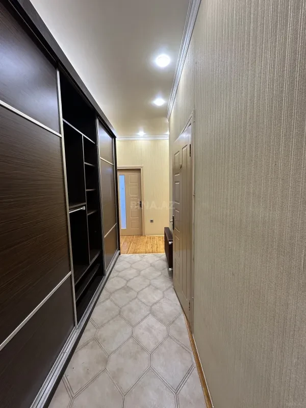 Satılır 2 otaqlı mənzil 80 m²