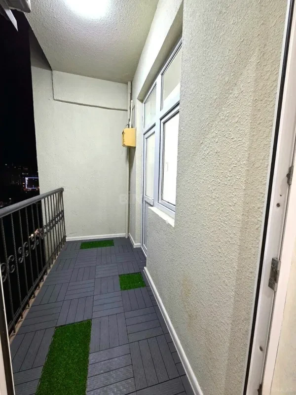 Satılır 2 otaqlı mənzil 82 m²