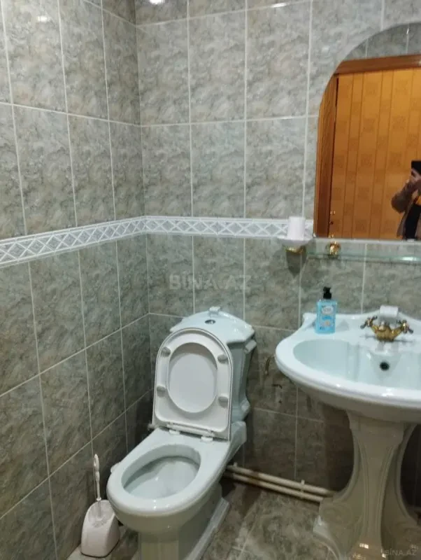 Kirayə verilir 3 otaqlı mənzil 115 m²