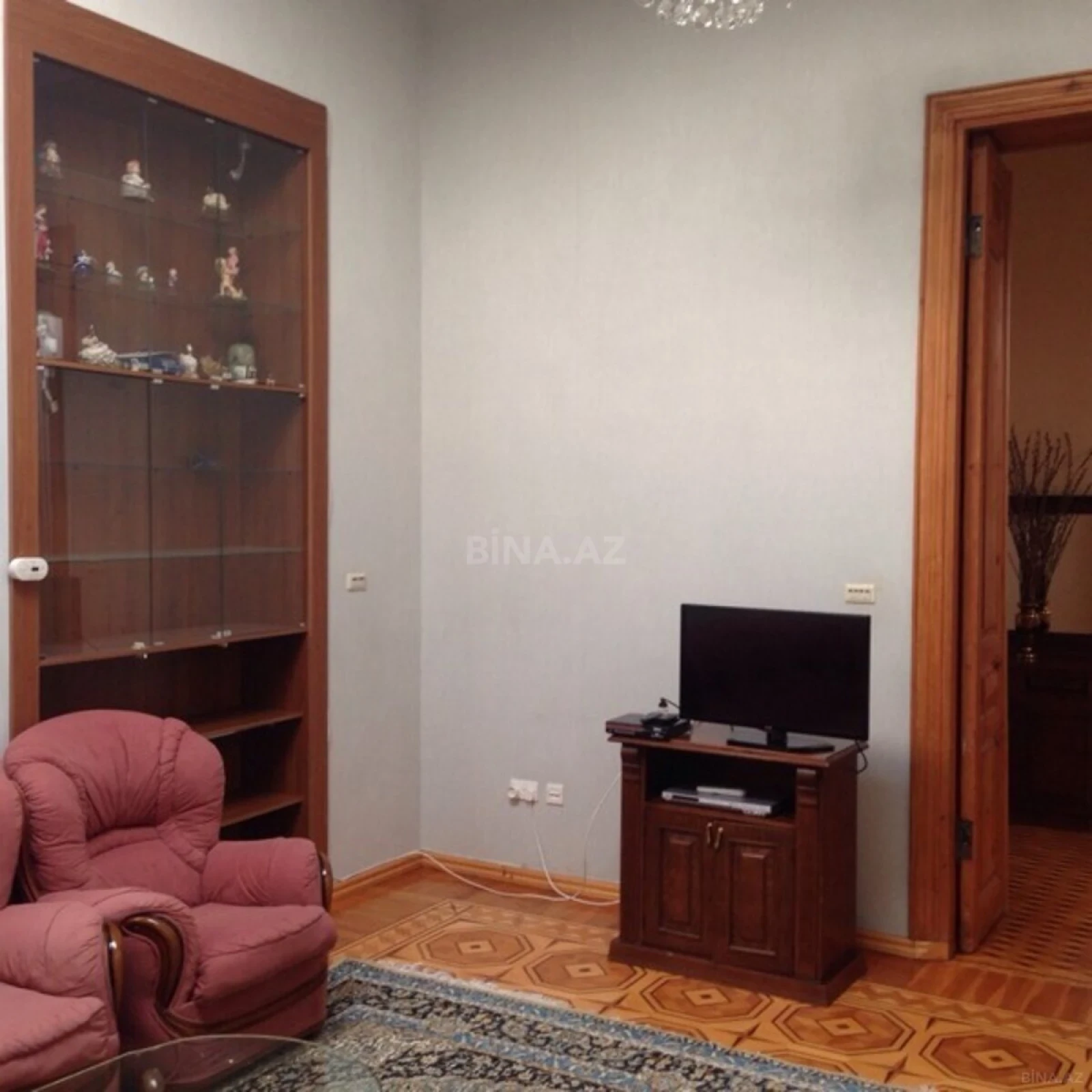 Satılır 3 otaqlı mənzil 120 m²
